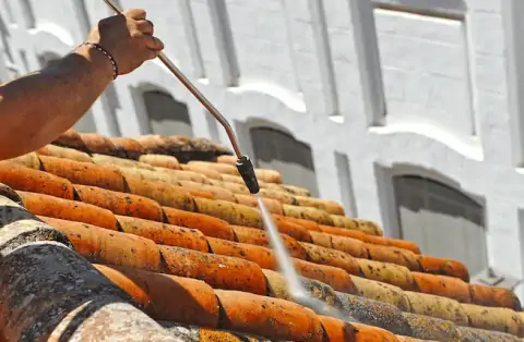 Nettoyage de toitures - Saint-Chef